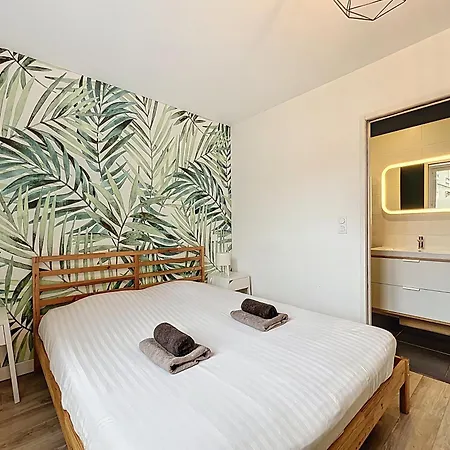 Le Forum - Hyper Centre - Parking * Reims