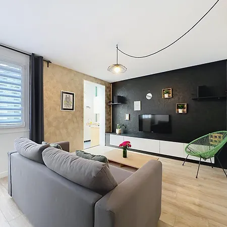 Le Forum - Hyper Centre - Parking *