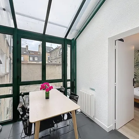 Le Forum - Hyper Centre - Parking Reims