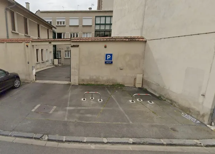 Apartment Le Forum - Hyper Centre - Parking Reims