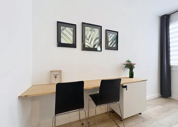 Le Forum - Hyper Centre - Parking *